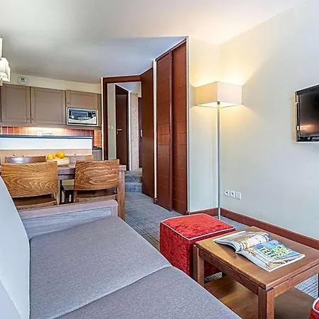 Pierre & Le Belmont Hotel 4*